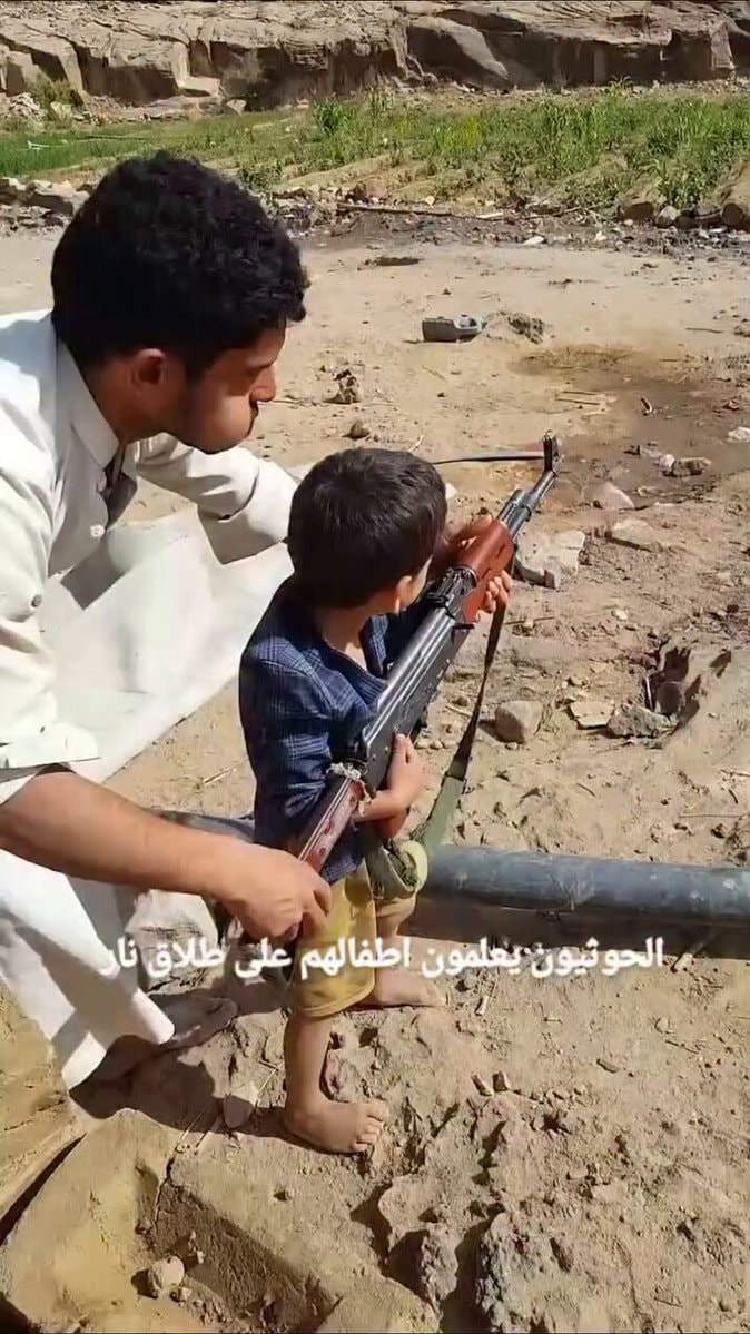 Houthis children AK-47 Samuel