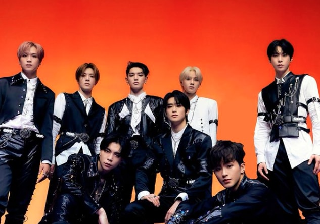 NCT 127 10th anniversary (photo 2 of 2)