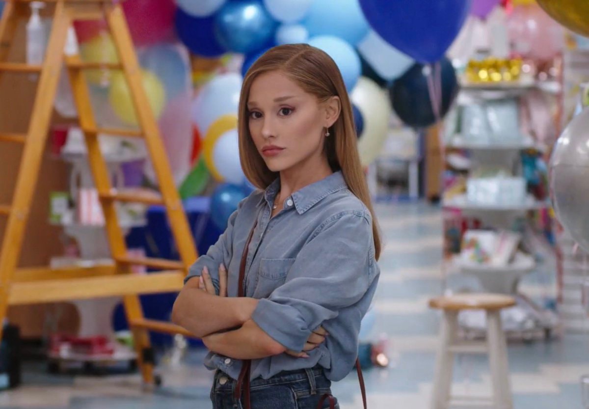 Ariana Grande Focker-In-Law