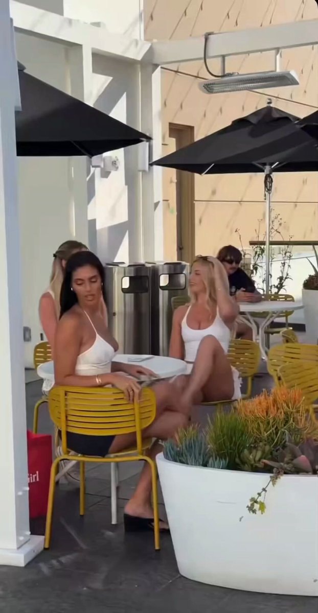 David Beckham's sister free kick