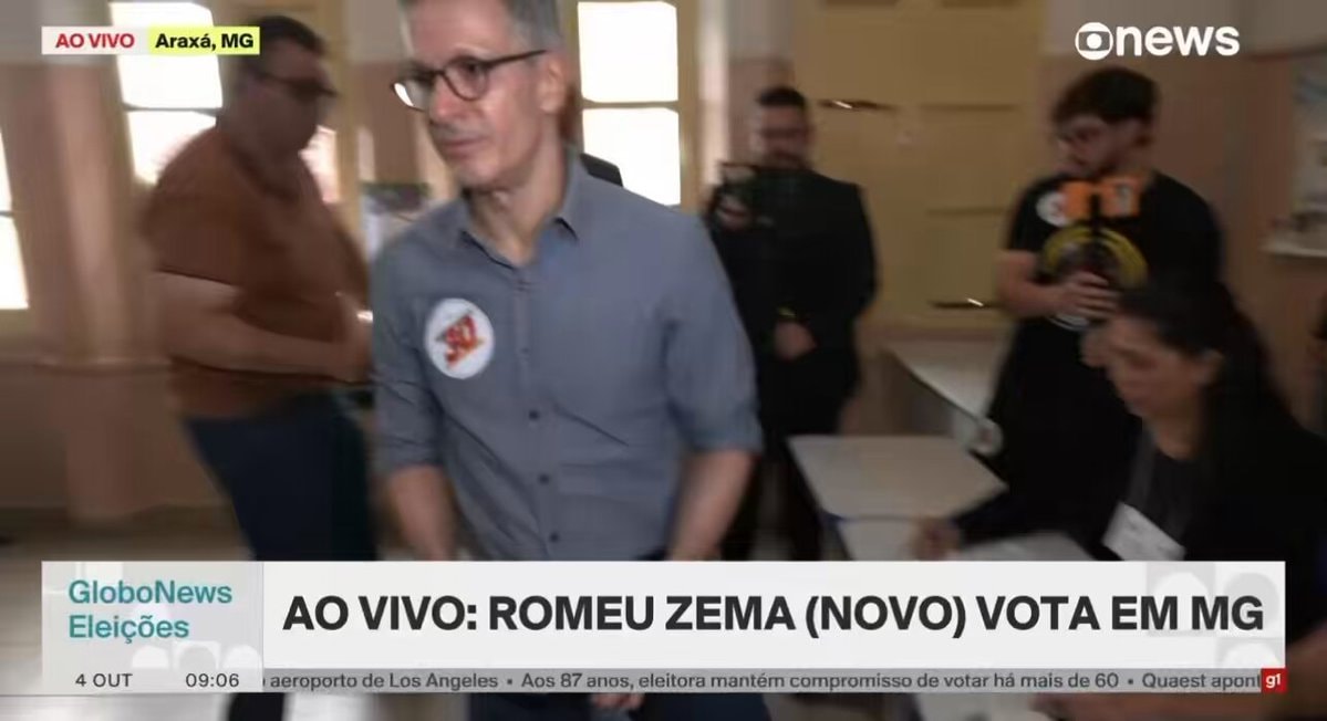 Romeu Zema voting booth phone incident