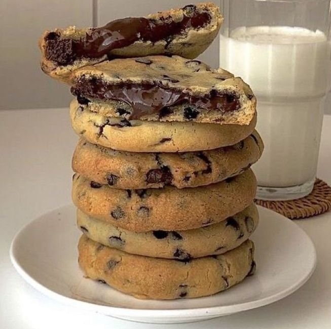 Chocolate chip cookies gooey center Chocolate chip cookies gooey center