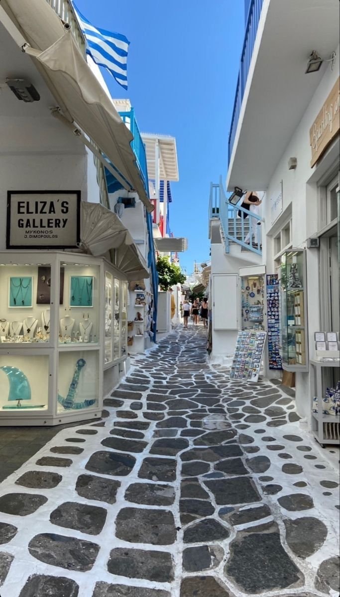 Mykonos Greece scenic patio (photo 3 of 4)