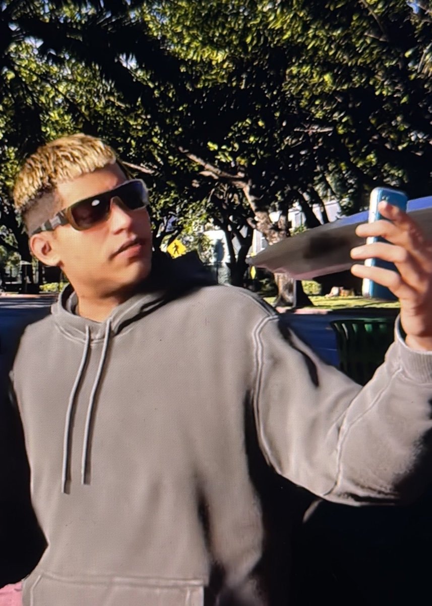 GTA 6 Extended Look streamer vs Neon (photo 2 of 2)