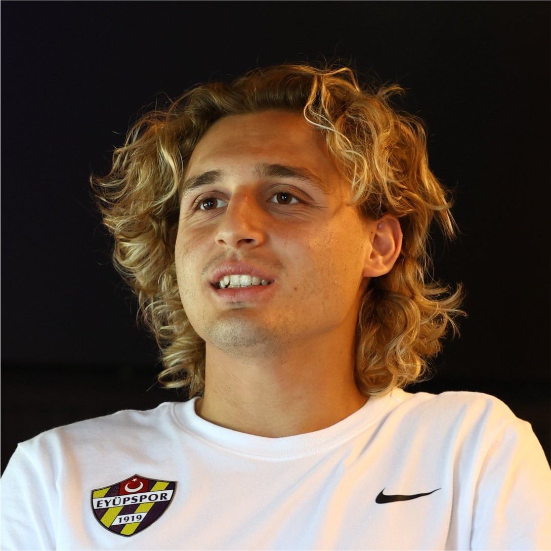Hamza Akman Eyüpspor 1919 (photo 1 of 2)