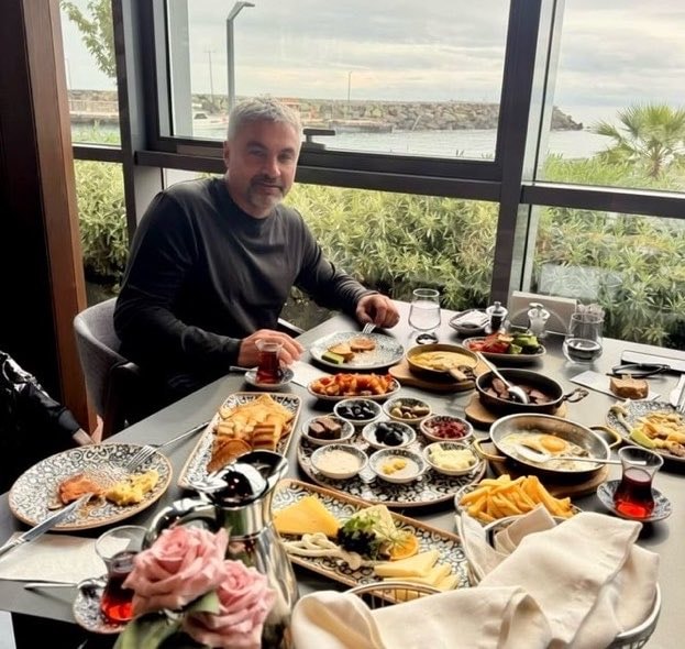 Thomas Reis #TRABZON OKTARISAR BELEDIYESI TRABZON #EN MUTLU ŞEHİR (photo 2 of 2)