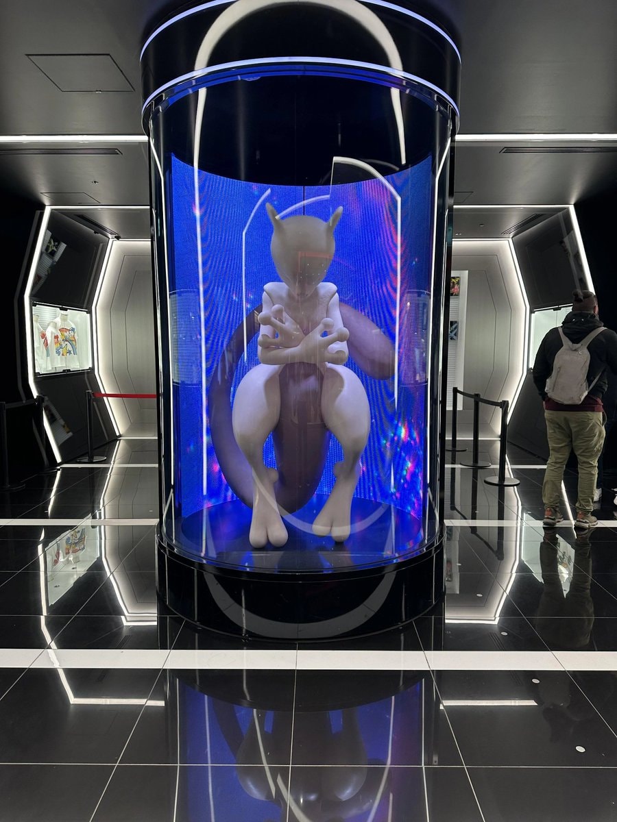 Pokémon Center Shibuya Mewtwo statue missing