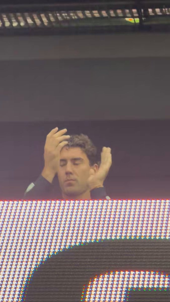 Trossard goal and Dusan Vlahovic