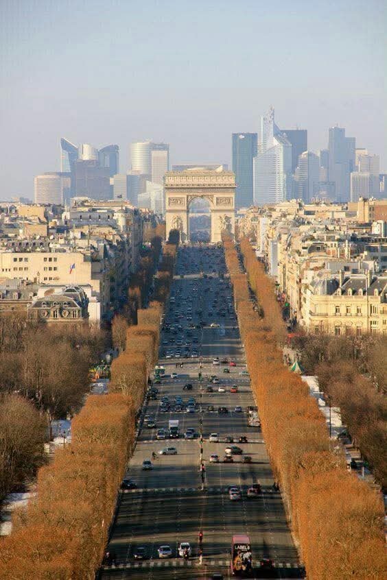 Paris street view Arc de Triomphe (photo 3 of 4)