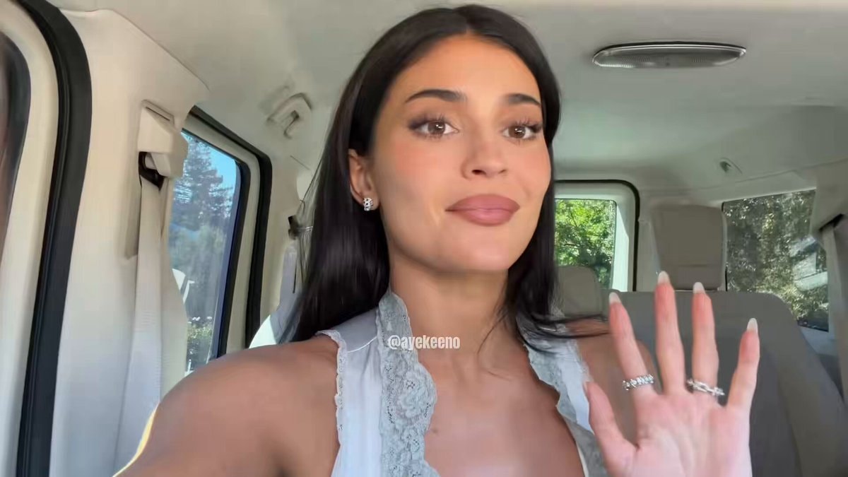 Kylie Jenner Kris Jenner Christmas prank