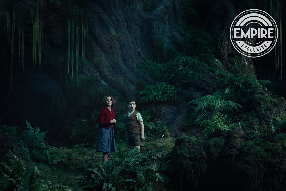 Greta Gerwig Narnia Wood Between The Worlds (photo 2 of 2)
