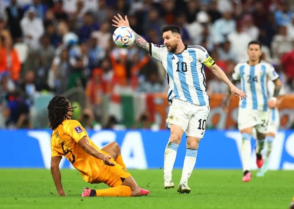 Müller yellow card misses next match vs Argentina (photo 2 of 2) Müller yellow card misses next match vs Argentina (photo 2 of 2)