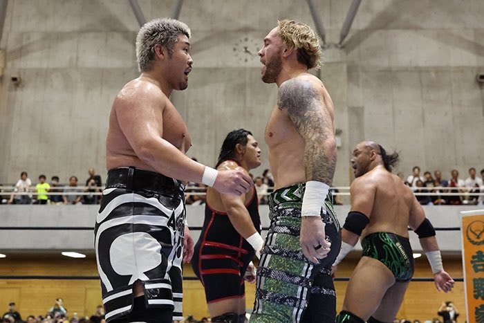 Will Ospreay NJPW Road to King of Pro-Wrestling (photo 2 of 2)