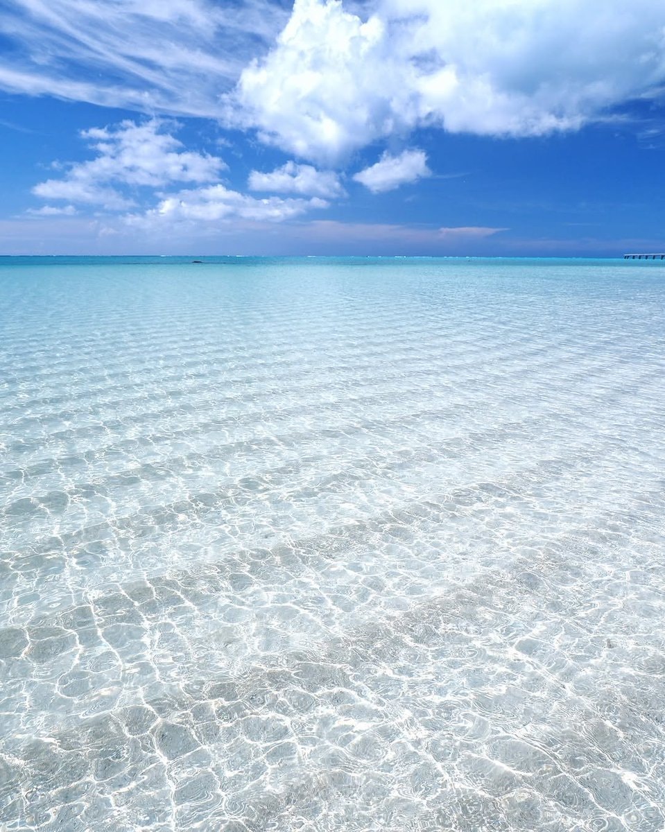 Miyako Beach waves in Okinawa 🇯🇵