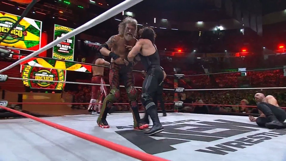 Jon Moxley pins Adam Copeland Jon Moxley pins Adam Copeland
