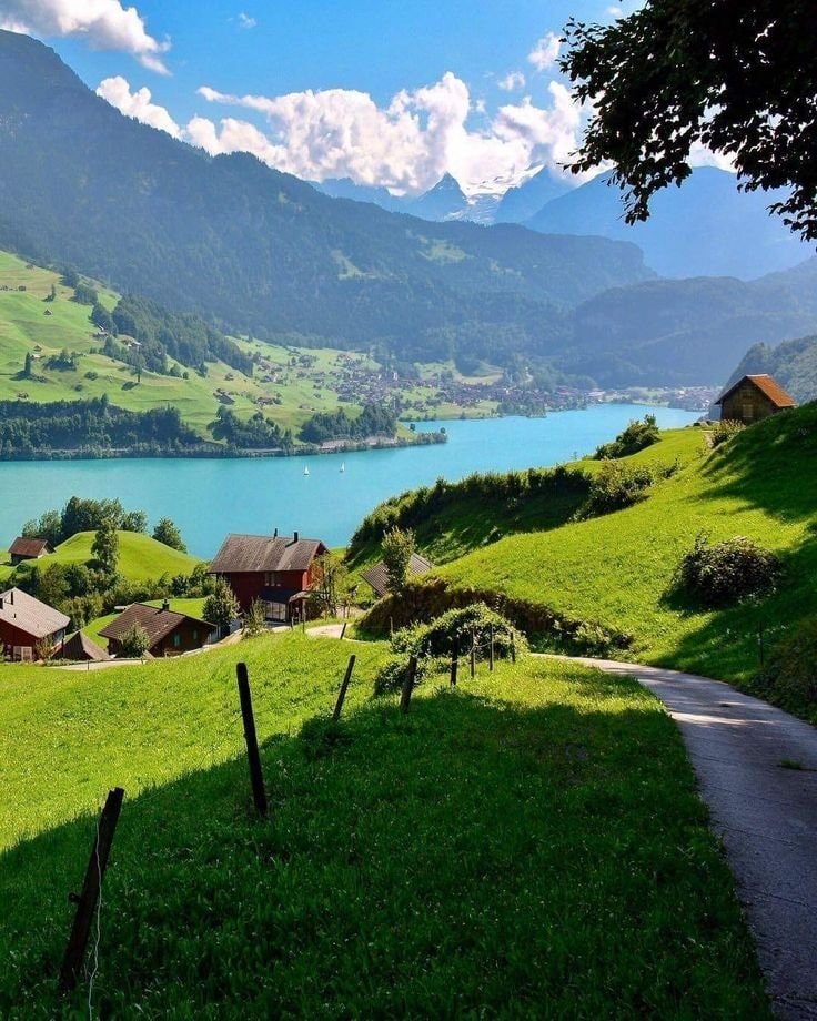 Switzerland countryside landscape (photo 4 of 4)