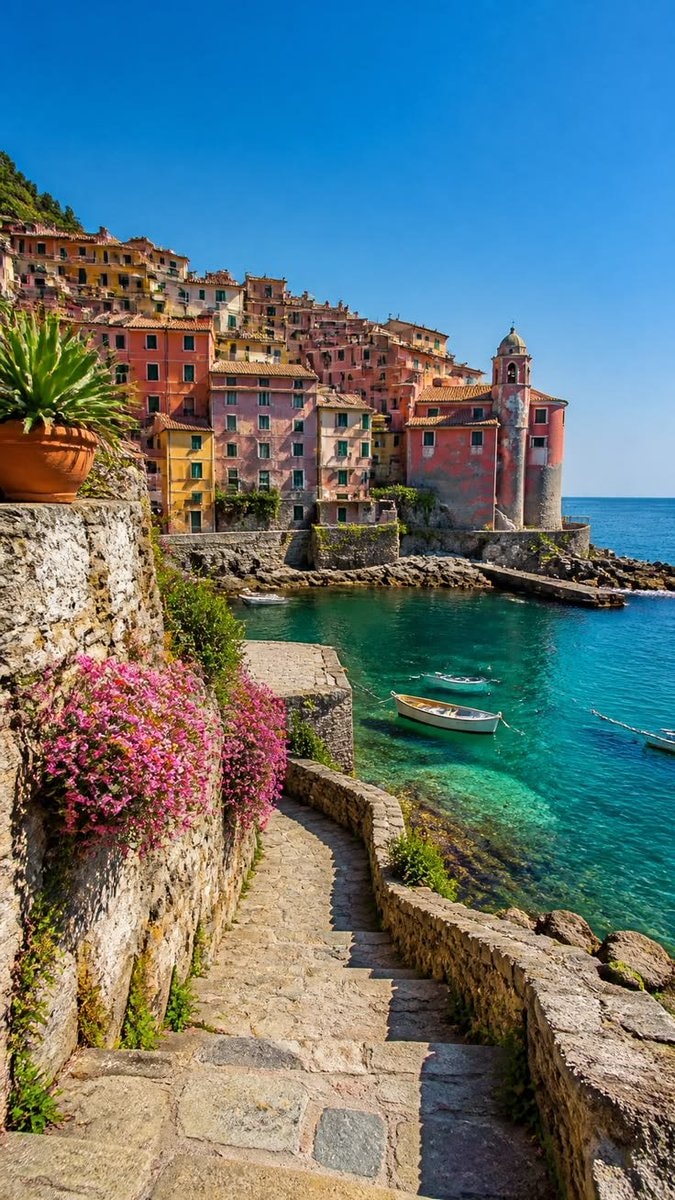 Sorrento Italy harbor (photo 2 of 4)