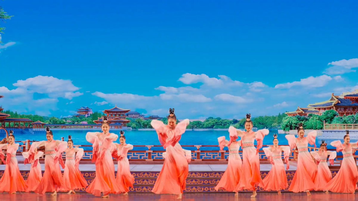 Shen Yun heavenly realms performance