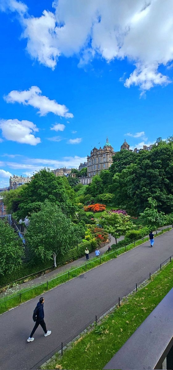 Edinburgh Scotland (photo 3 of 4)