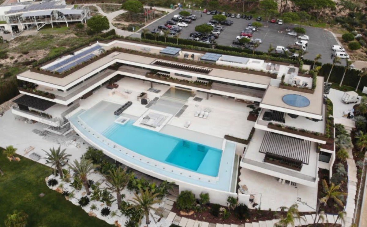 Cristiano Ronaldo €30 MILLION Lisbon mansion