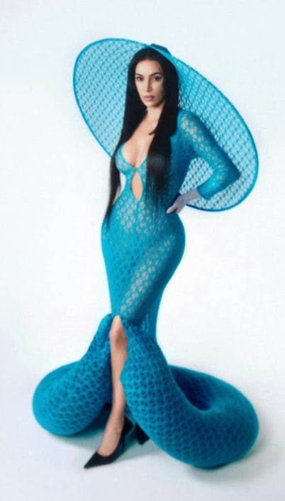 Kim Kardashian Vogue China photoshoot (photo 2 of 2)