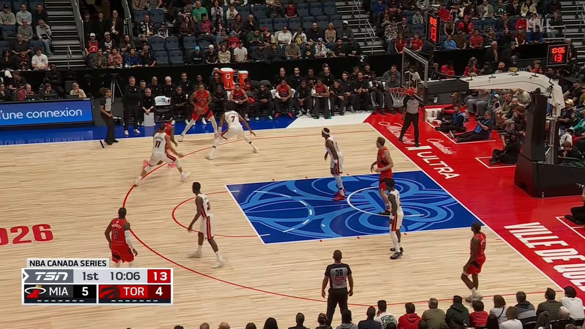 Scottie Barnes offensive foul call