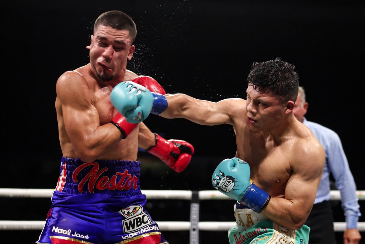 Isaac Pitbull Cruz stops Nestor Bravo Isaac Pitbull Cruz stops Nestor Bravo