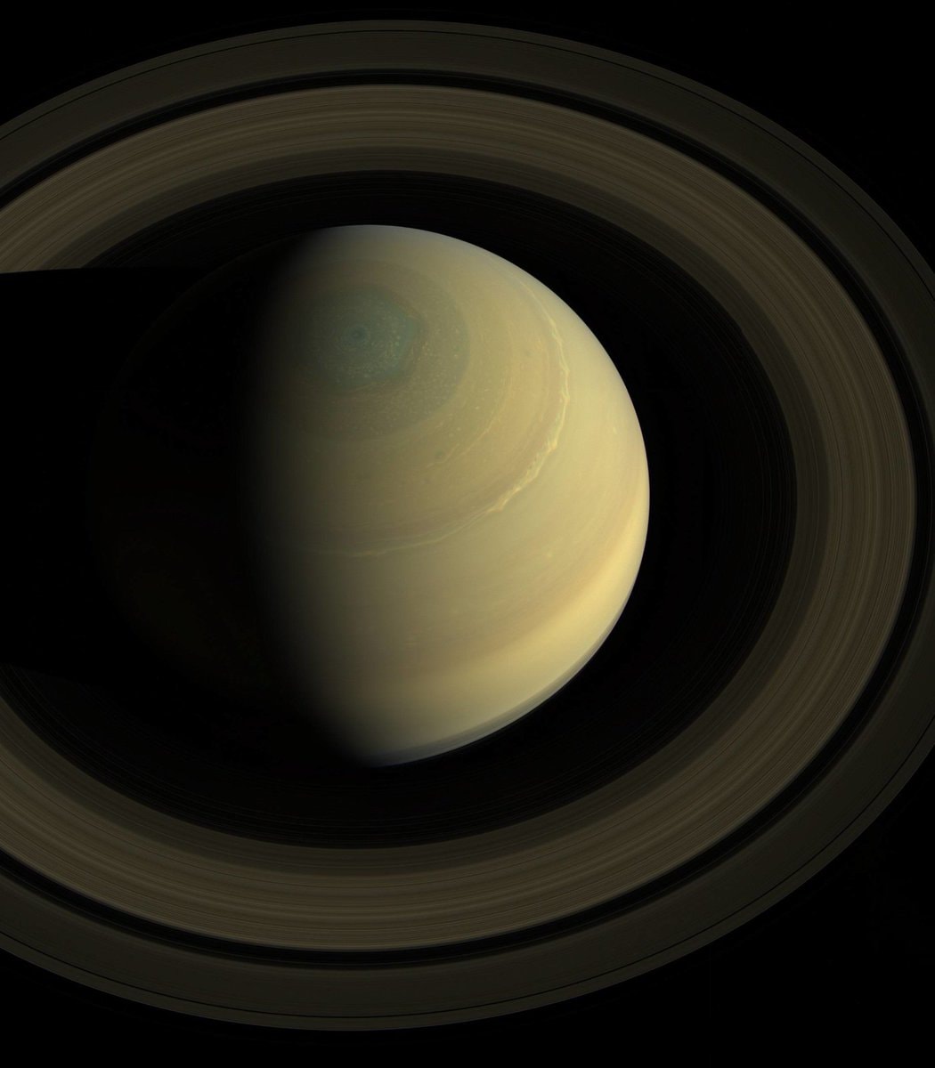 Saturn 293 moons (photo 1 of 2) Saturn 293 moons (photo 1 of 2)
