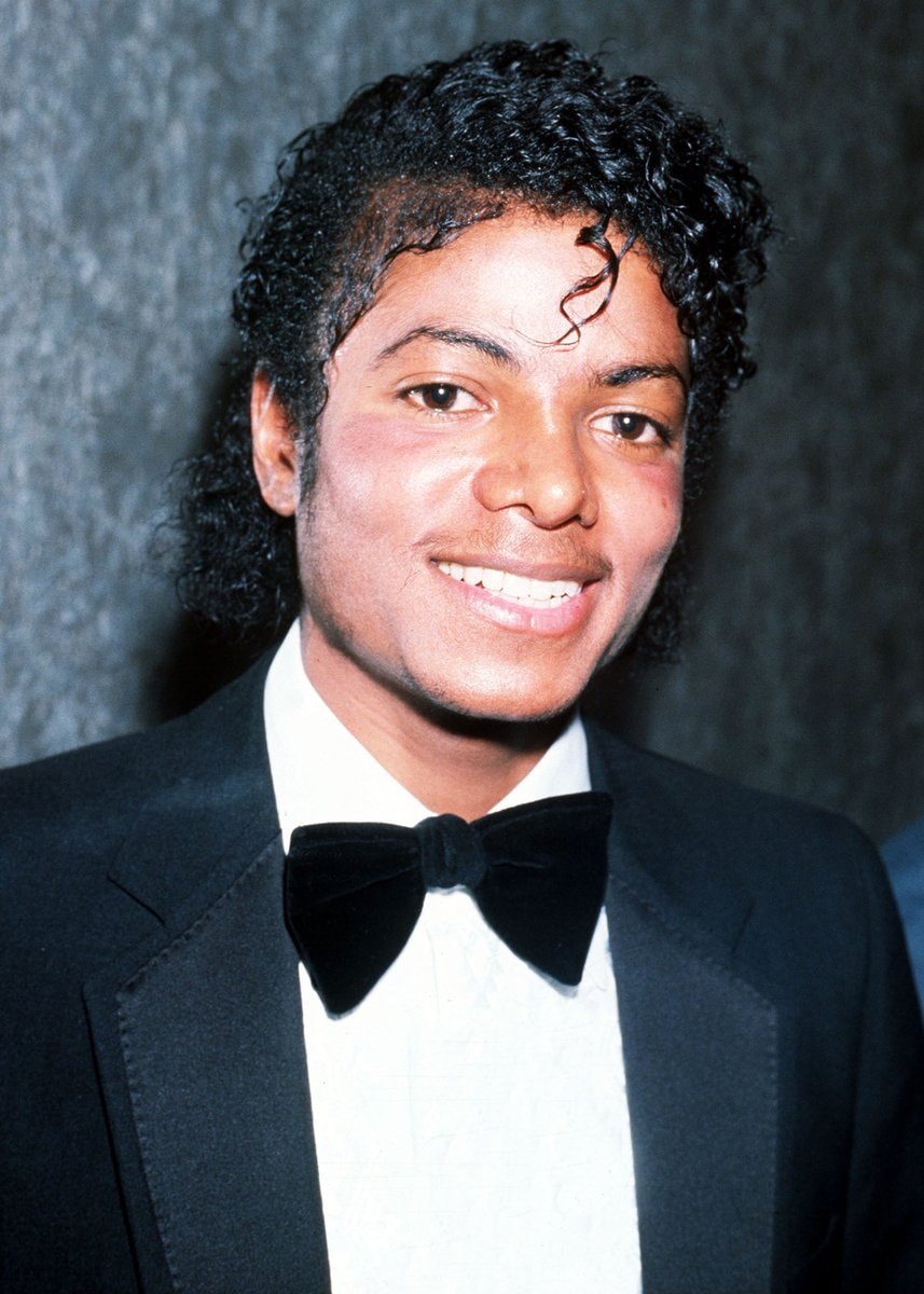 Thriller tops Apple Music US on Halloween