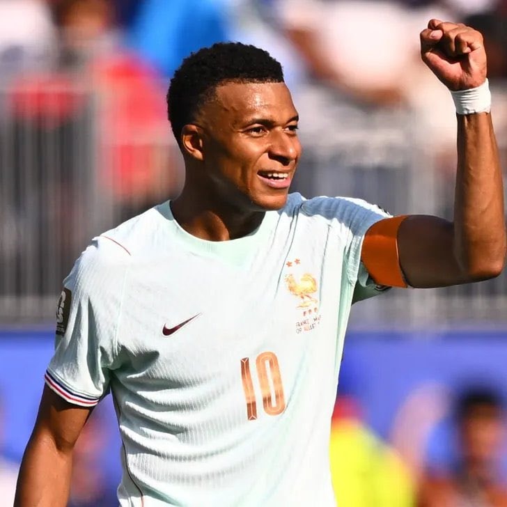 Speed Kylian Mbappé favorite player World Cup (photo 2 of 2)