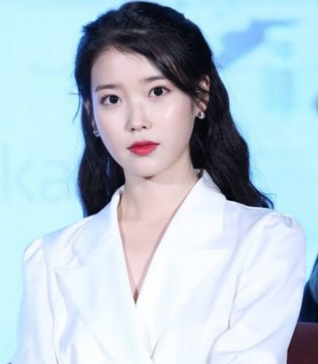 Jennie Rosé Lisa IU Jeon Somi Spotify streams (photo 4 of 4)