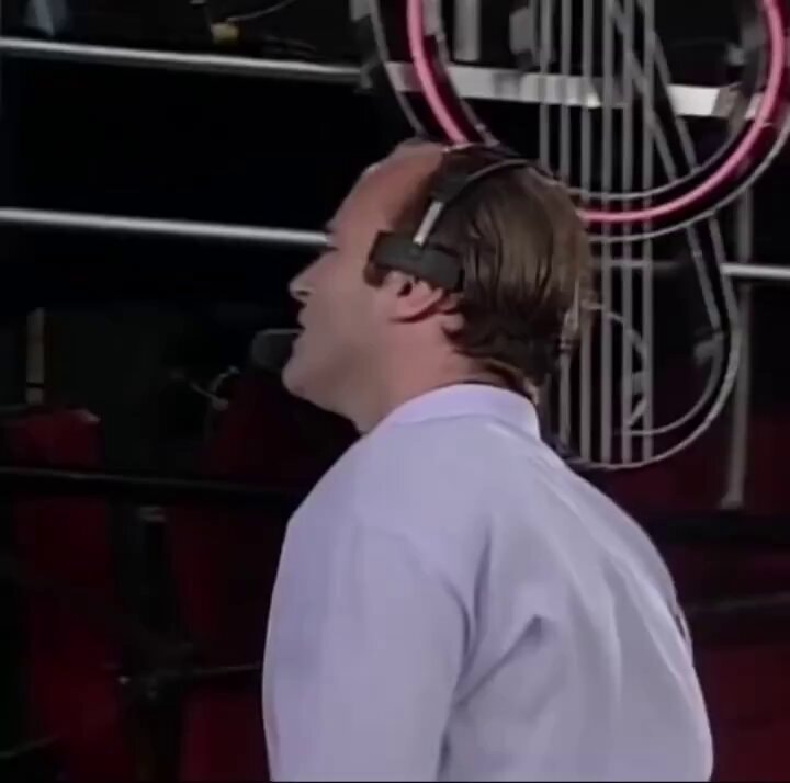 Phil Collins sold out crowd 120,000