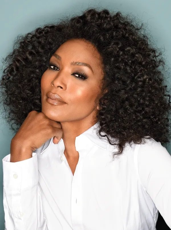Angela Bassett 68th birthday (photo 1 of 2)