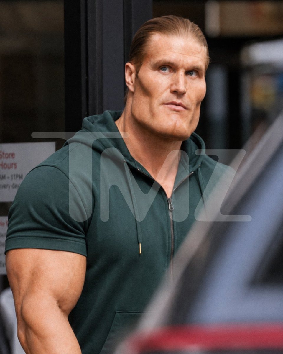 Clay Matthews grocery run Crimson Chin