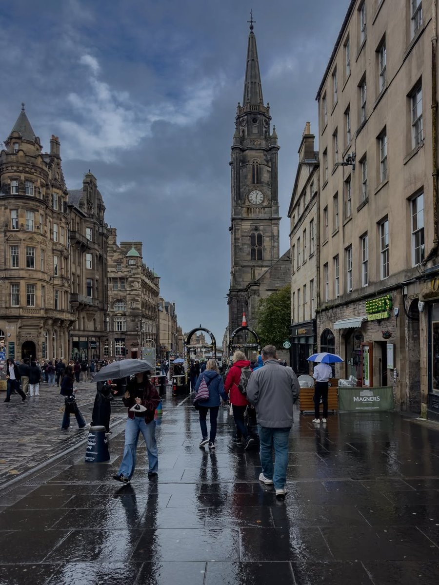 Edinburgh Scotland (photo 4 of 4)