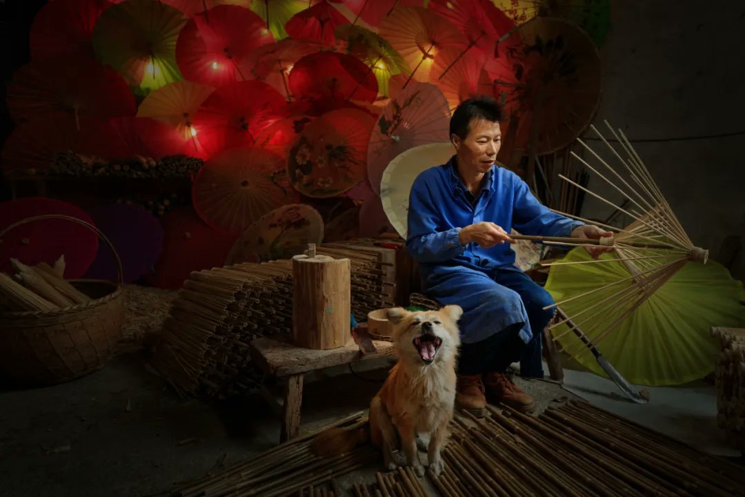 Jialu Wuyuan Paper Umbrella Craft (photo 3 of 4)