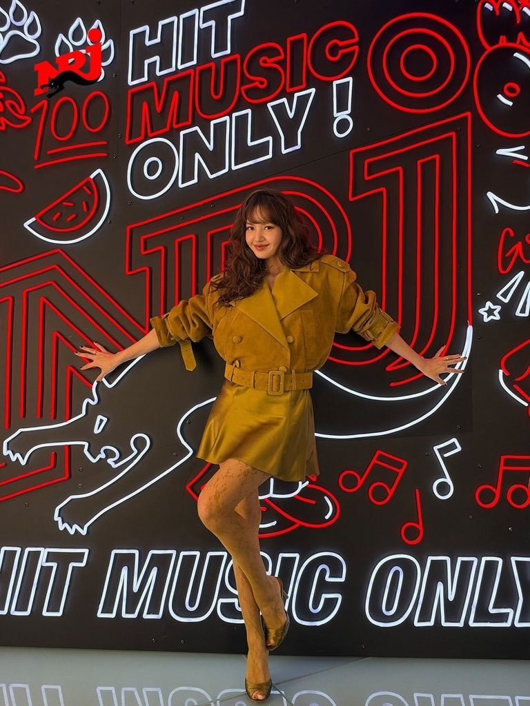 Lisa NRJ exclusive interview
