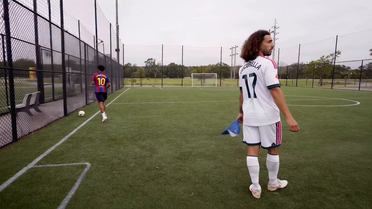Lamine Yamal vs Cucurella