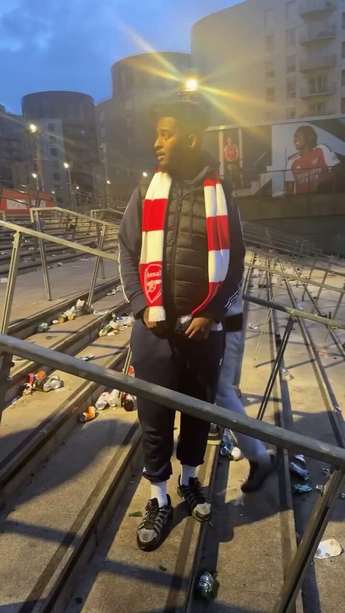 Arsenal fan meets Saka and Rice at 5AM