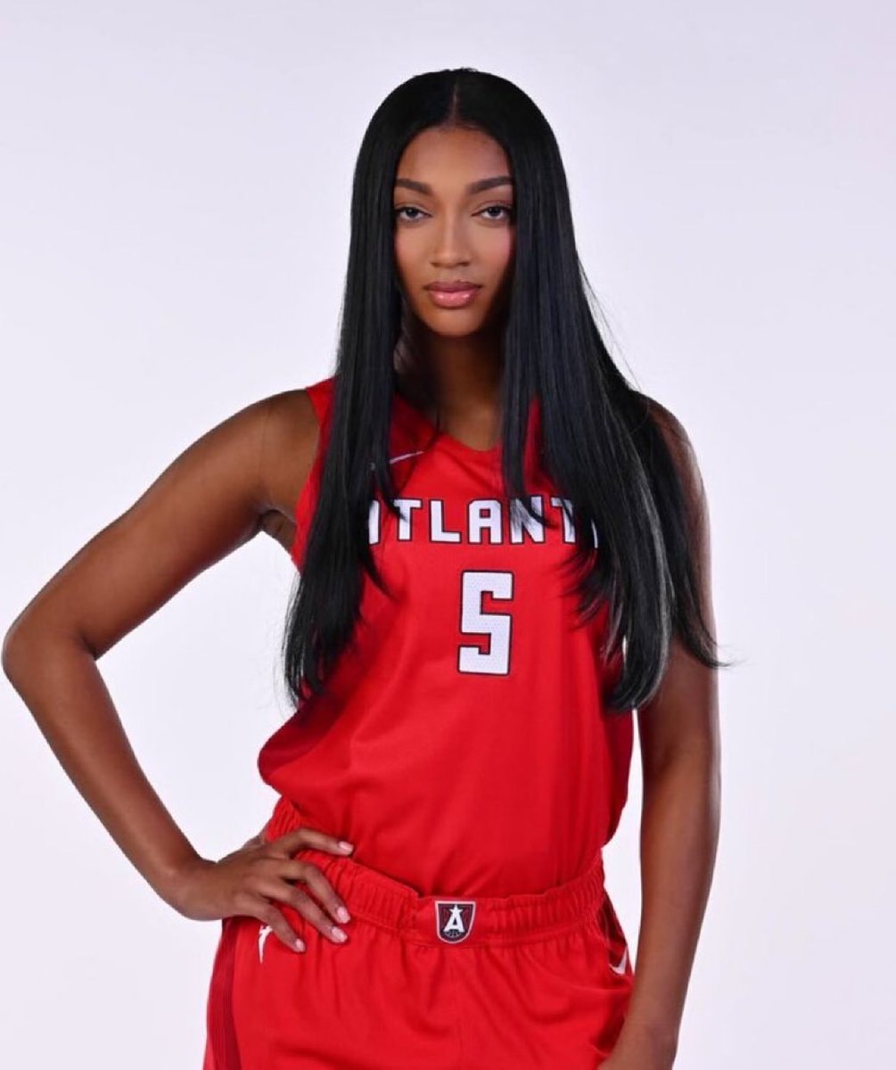 Angel Reese 17 points 17 rebounds