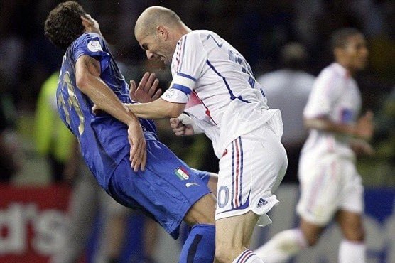 Zinedine Zidane (photo 3 of 3)