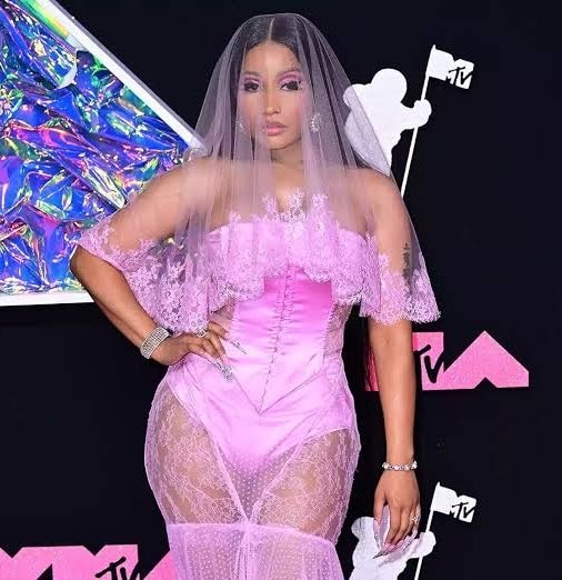 Nicki Minaj Billboard 200 Record (photo 2 of 2)