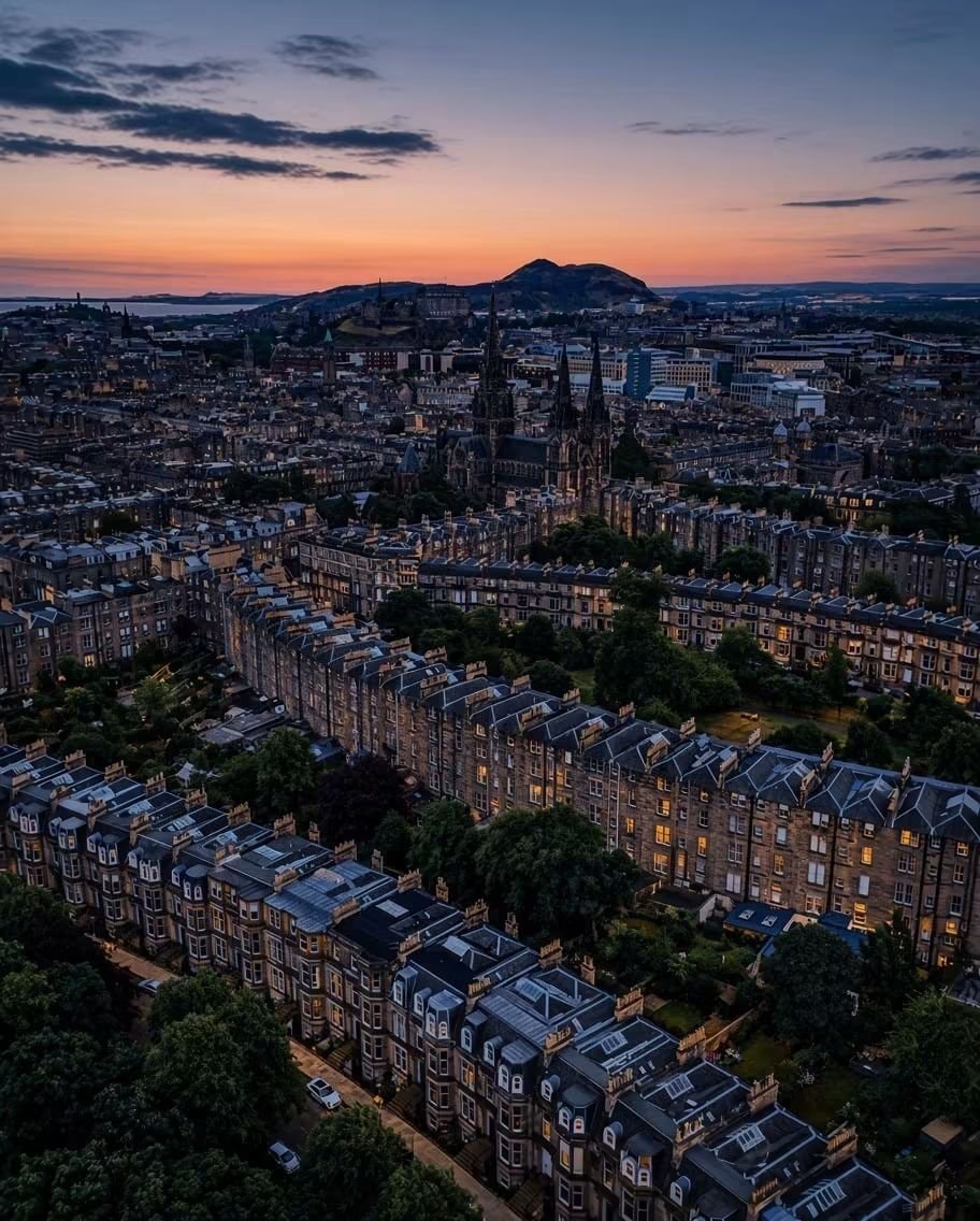 Edinburgh Scotland skyline