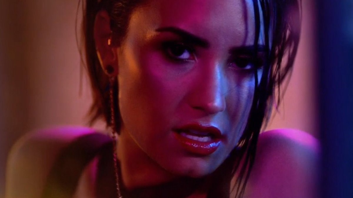Demi Lovato Cool for the Summer anniversary (photo 4 of 4)