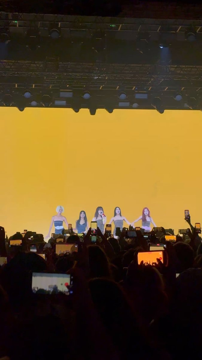 f5ve I Choose You London headline concert