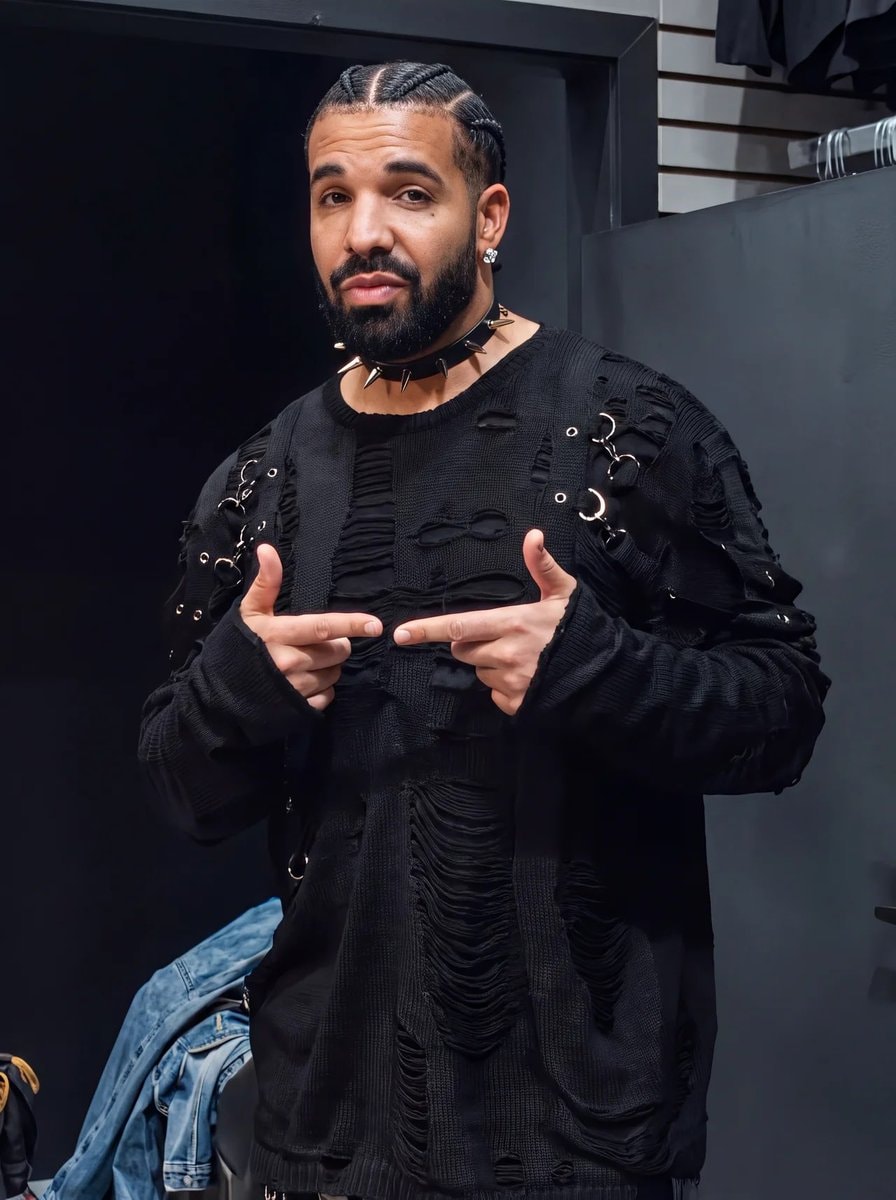 Drake Hot Topic fits