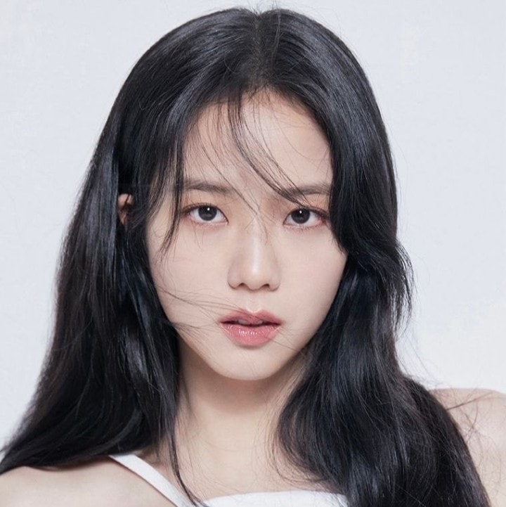 JISOO CLICK single announcement (photo 1 of 2)