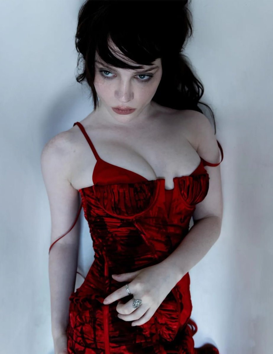Sophie Thatcher Sophie Thatcher
