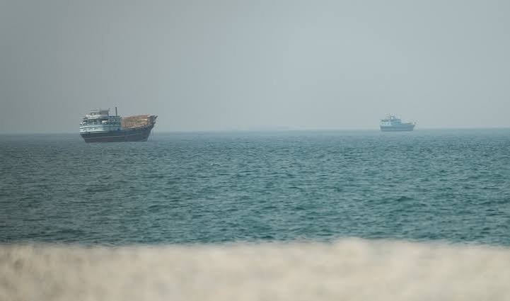 Strait of Hormuz tanker traffic drop (photo 2 of 2) Strait of Hormuz tanker traffic drop (photo 2 of 2)