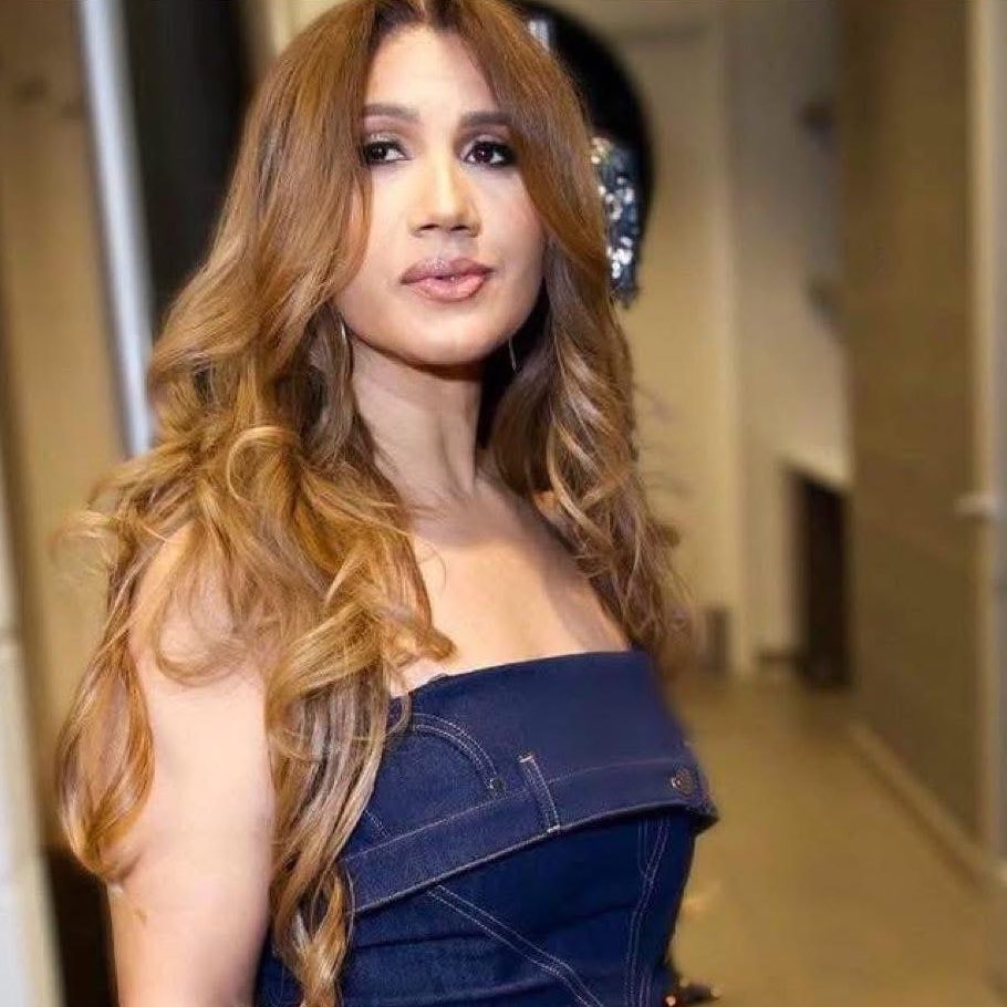 Clara Almánzar Cardi B release
